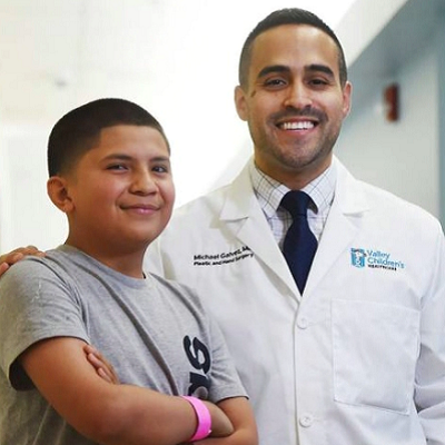 Arturo y el Dr. Galvez