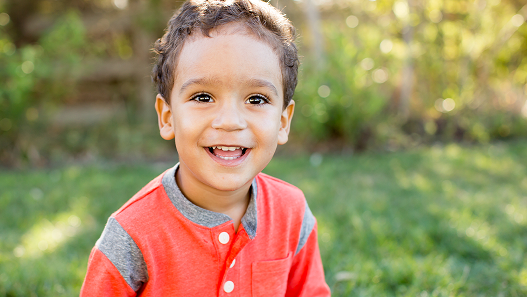 Niño sonriente