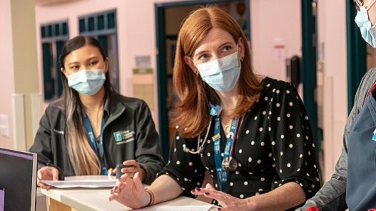 Entrevistas en curso para el Programa de Becas "First-Ever" de Valley Children's